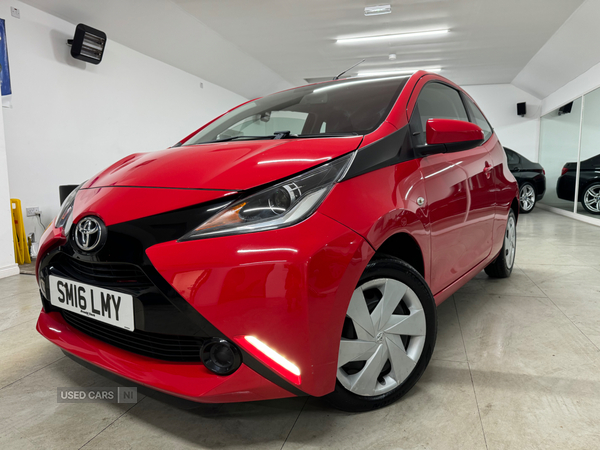 Toyota Aygo HATCHBACK in Down