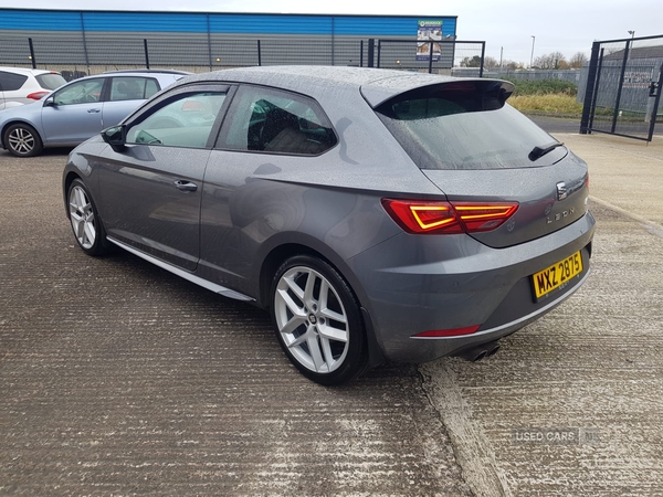 Seat Leon SPORT COUPE in Down