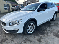 Volvo V60 DIESEL SPORTSWAGON in Down