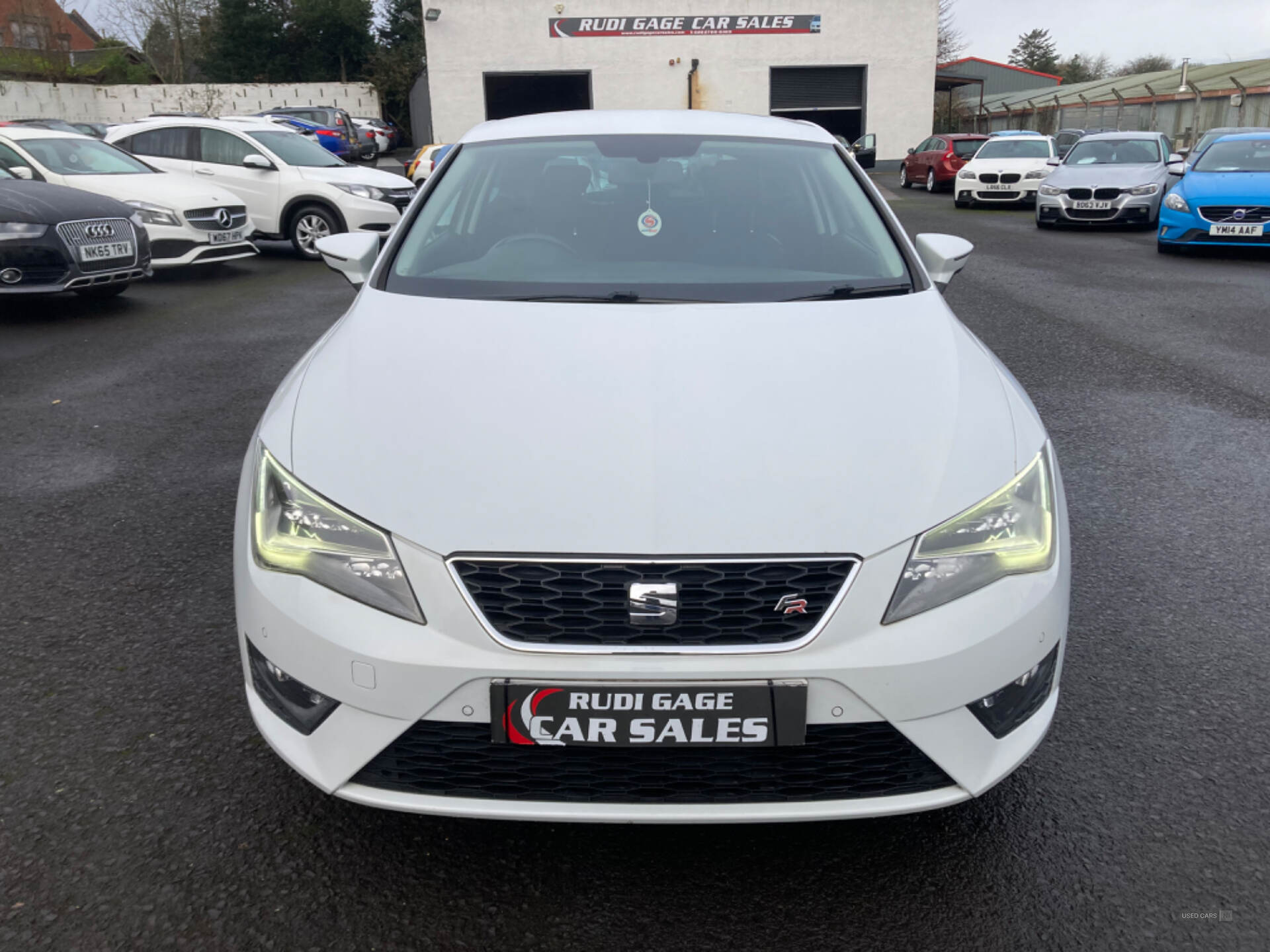 Seat Leon DIESEL SPORT COUPE in Antrim