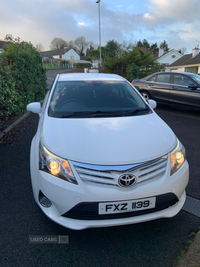 Toyota Avensis 2.0 D-4D Icon 4dr in Down