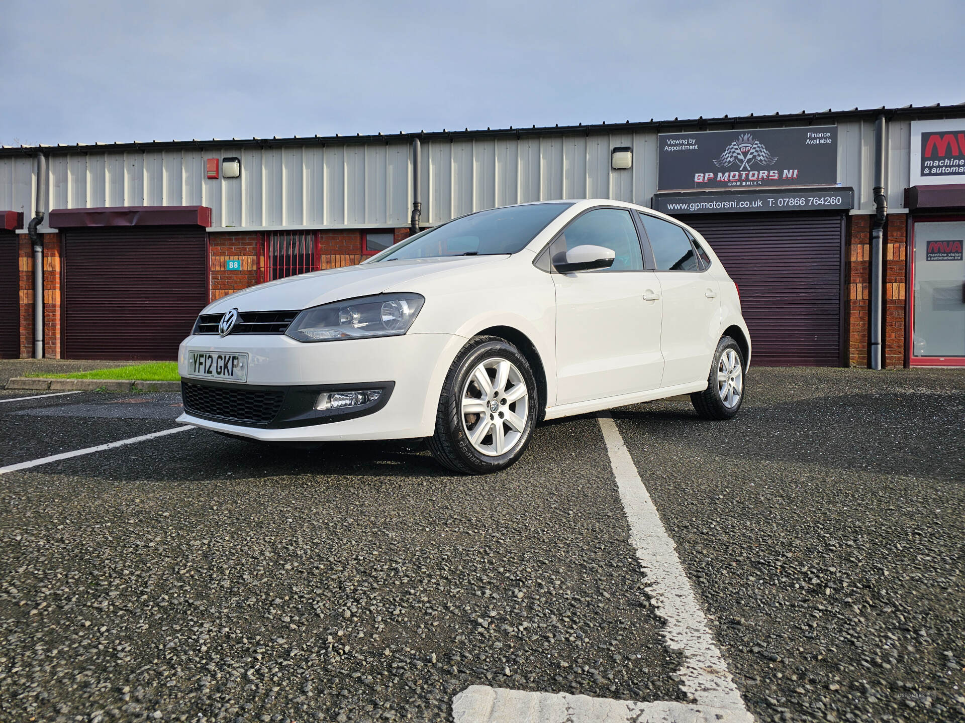 Volkswagen Polo HATCHBACK in Down