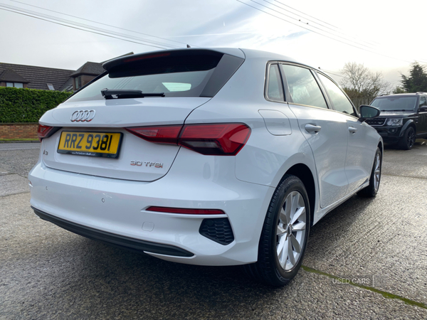 Audi A3 SPORTBACK in Down