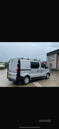 Renault Trafic SL27 dCi 120 Business Crew Van in Tyrone