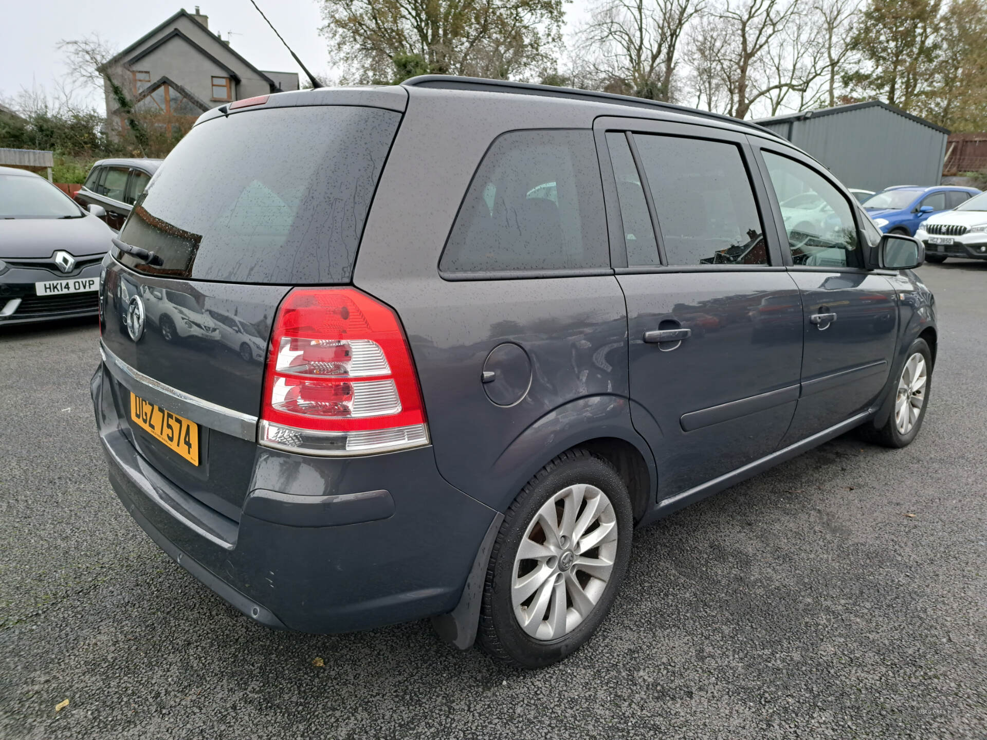 Vauxhall Zafira ESTATE in Antrim