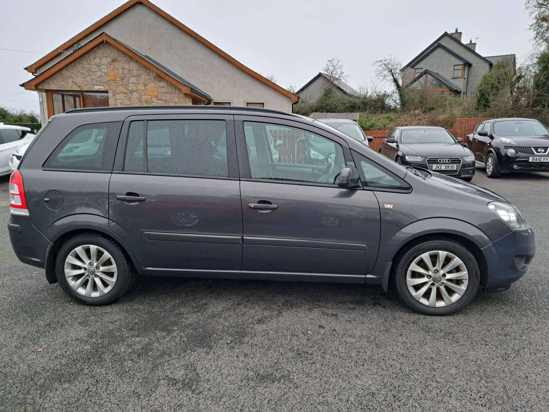 Vauxhall Zafira ESTATE in Antrim