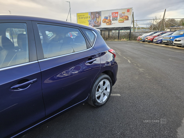 Nissan Pulsar HATCHBACK in Down