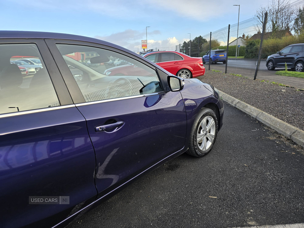 Nissan Pulsar HATCHBACK in Down