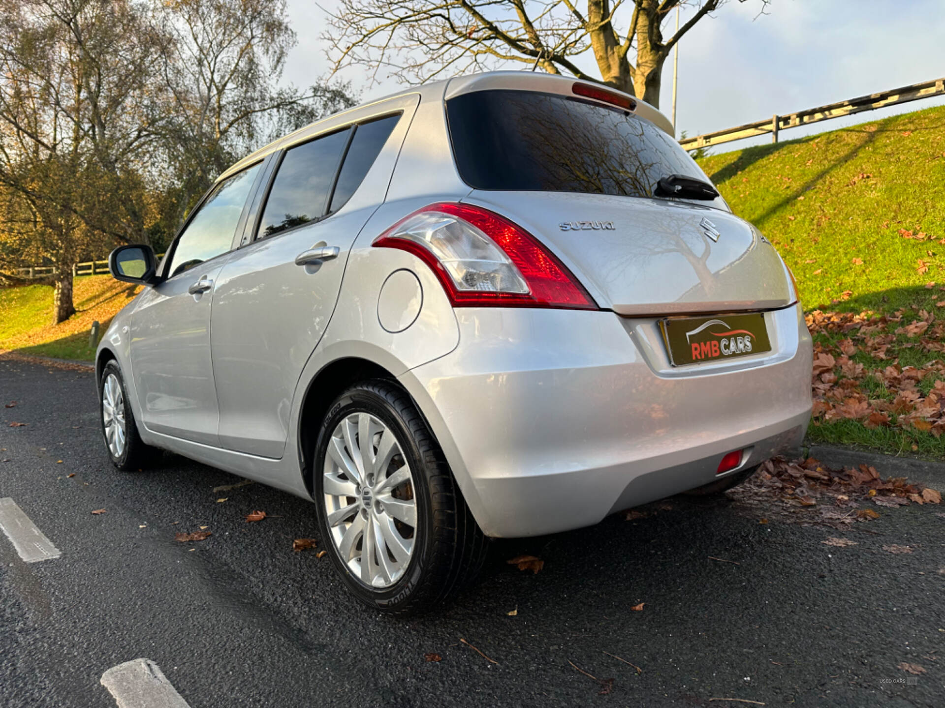 Suzuki Swift HATCHBACK in Down