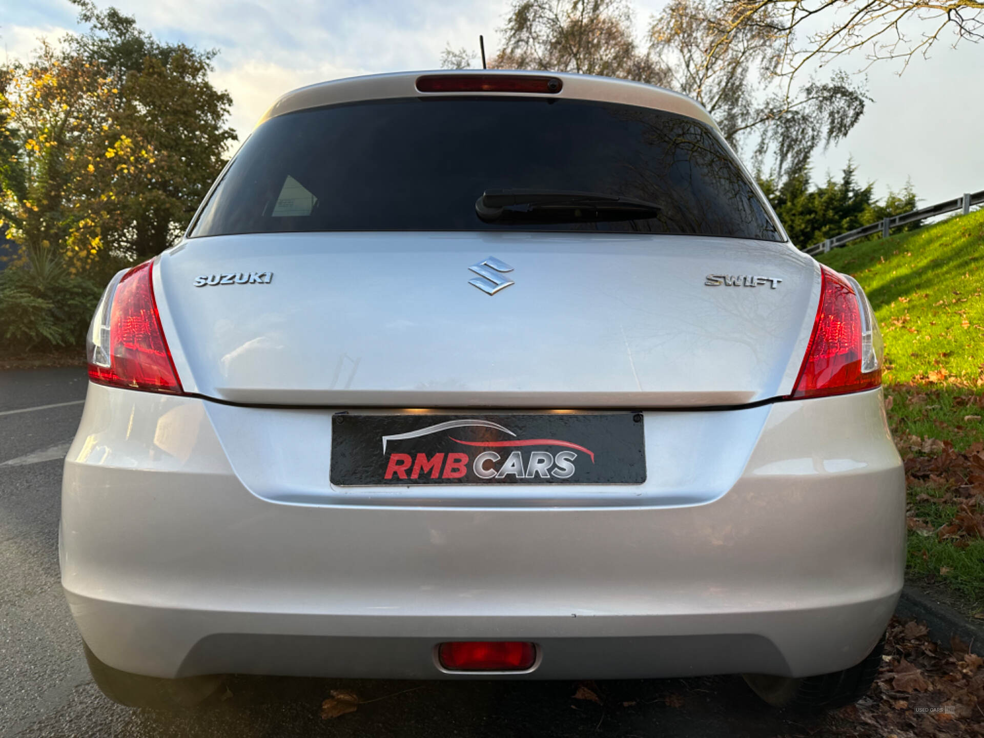 Suzuki Swift HATCHBACK in Down