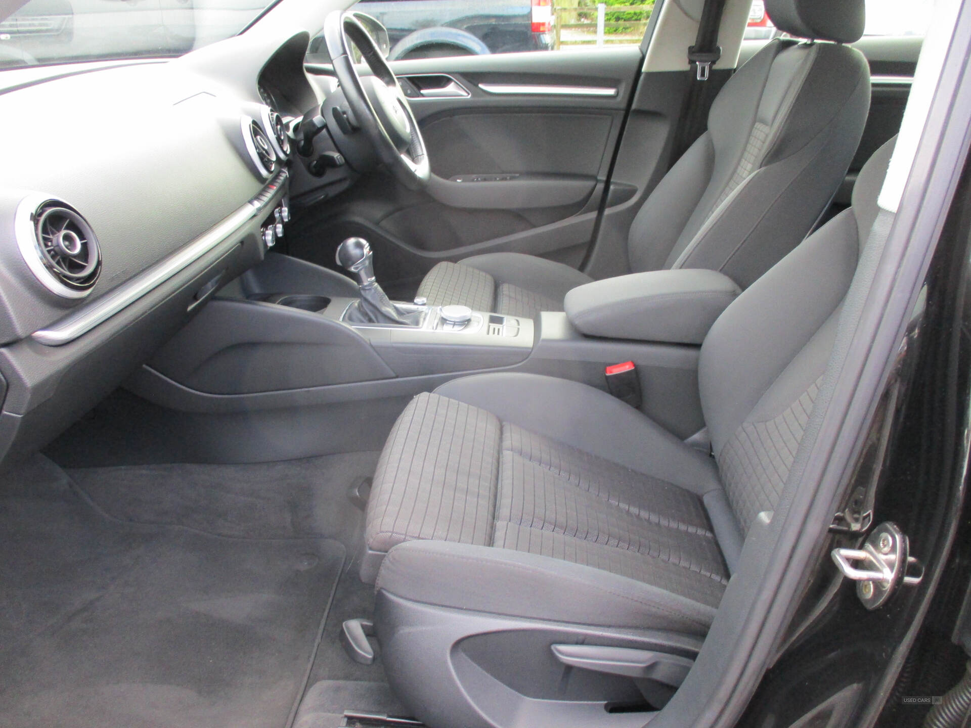 Audi A3 SPORTBACK in Down