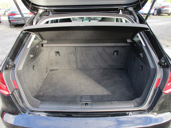 Audi A3 SPORTBACK in Down