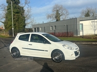 Renault Clio 1.2 16V Extreme 3dr in Down