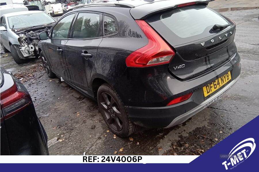 Jan 2015 Volvo V40 D2 Cross Country Lux 5dr Powershift