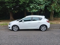 Vauxhall Astra 1.6i 16V SRi 5dr in Antrim