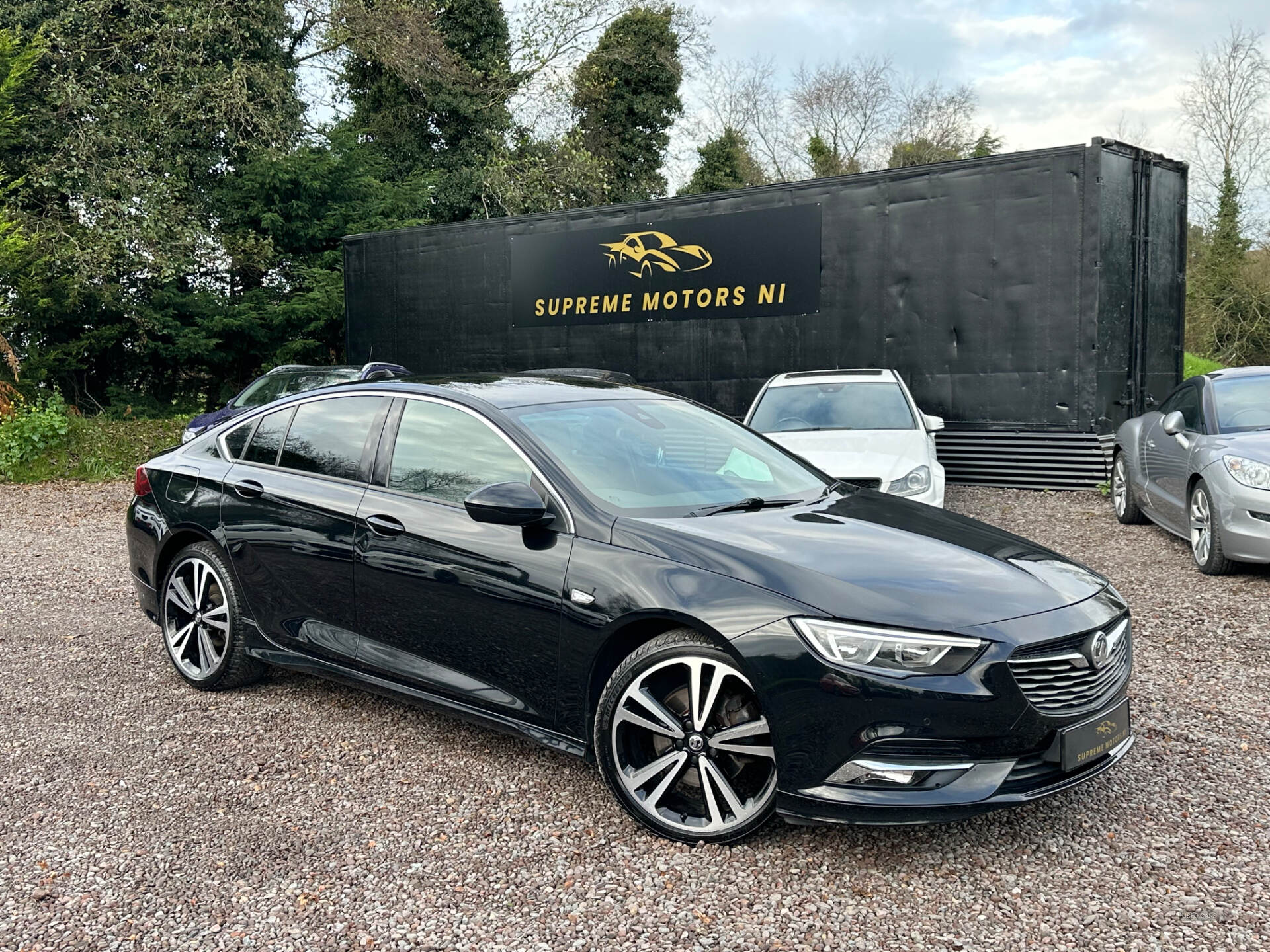 Vauxhall Insignia DIESEL GRAND SPORT in Tyrone