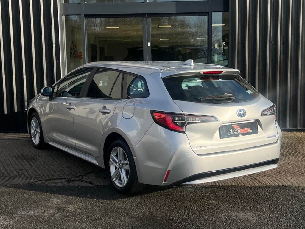 Dec 2020 Toyota Corolla 1.8 VVT-i Hybrid Icon Tech 5dr CVT