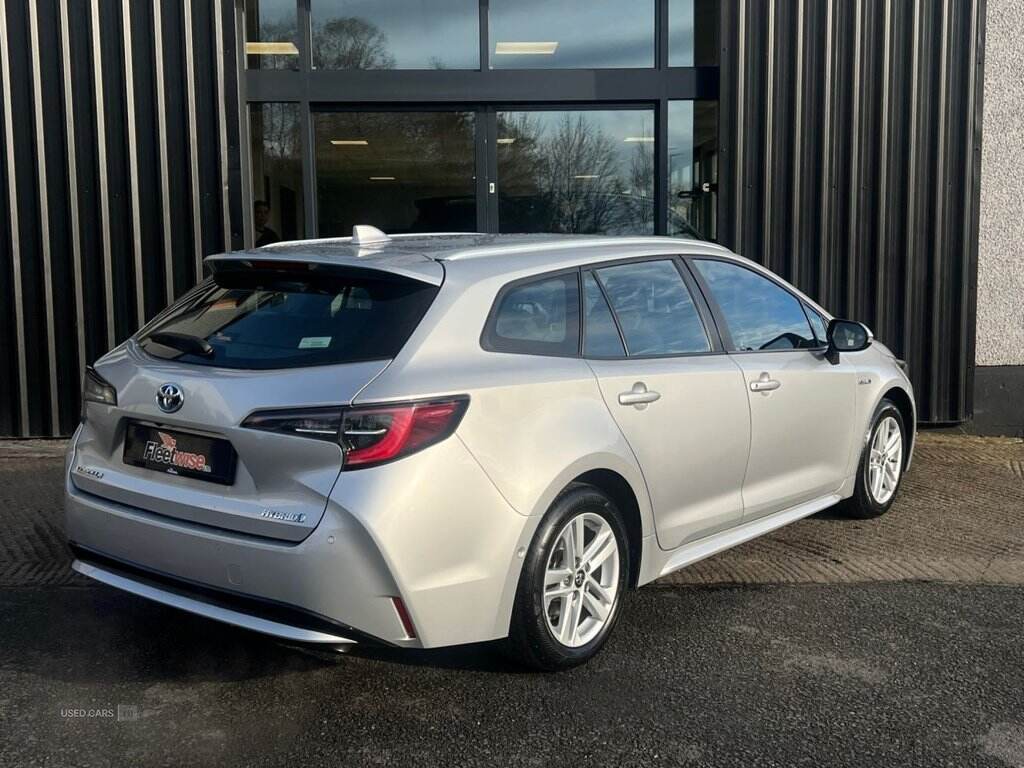 Dec 2020 Toyota Corolla 1.8 VVT-i Hybrid Icon Tech 5dr CVT