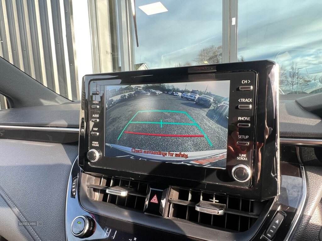 Dec 2020 Toyota Corolla 1.8 VVT-i Hybrid Icon Tech 5dr CVT