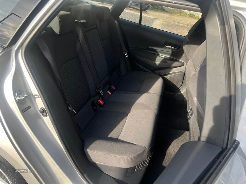 Dec 2020 Toyota Corolla 1.8 VVT-i Hybrid Icon Tech 5dr CVT