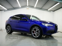 Alfa Romeo Stelvio 2.0T Sprint SUV 5dr Petrol Auto Q4 AWD Euro 6 (s/s) (200 ps) in Derry / Londonderry