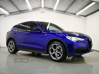 Alfa Romeo Stelvio 2.0T Sprint SUV 5dr Petrol Auto Q4 AWD Euro 6 (s/s) (200 ps) in Derry / Londonderry