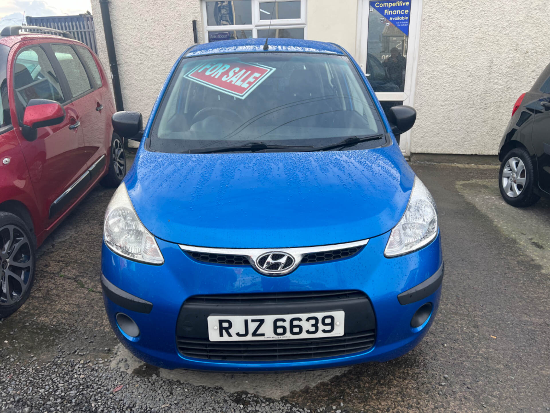 Hyundai i10 HATCHBACK in Down