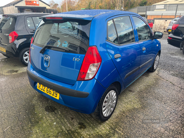 Hyundai i10 HATCHBACK in Down