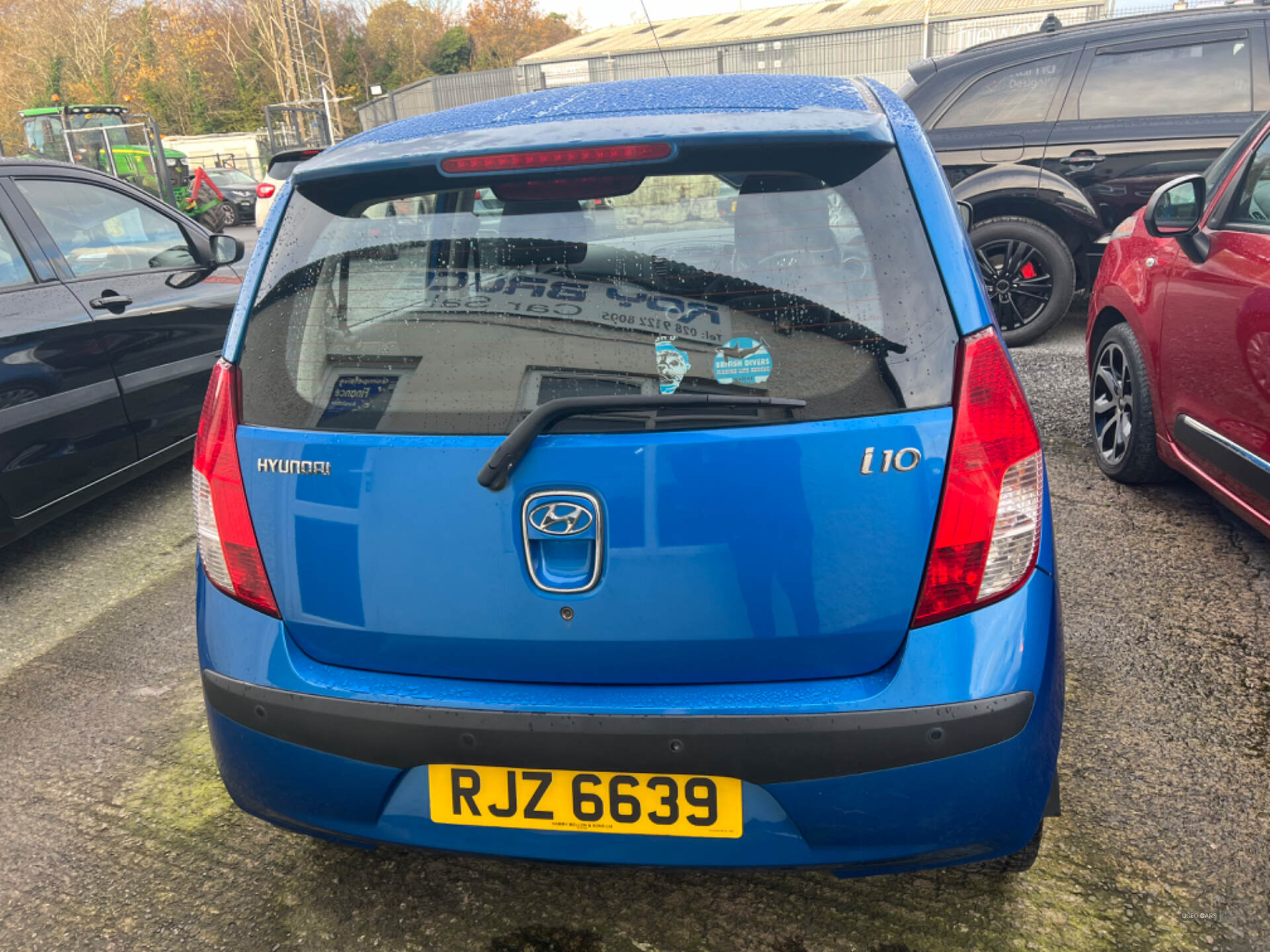 Hyundai i10 HATCHBACK in Down