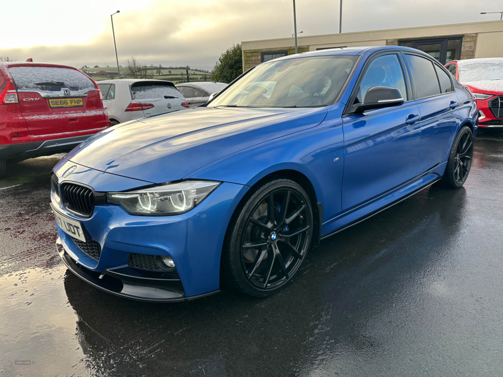 BMW 3 Series SALOON SPECIAL EDITION in Down