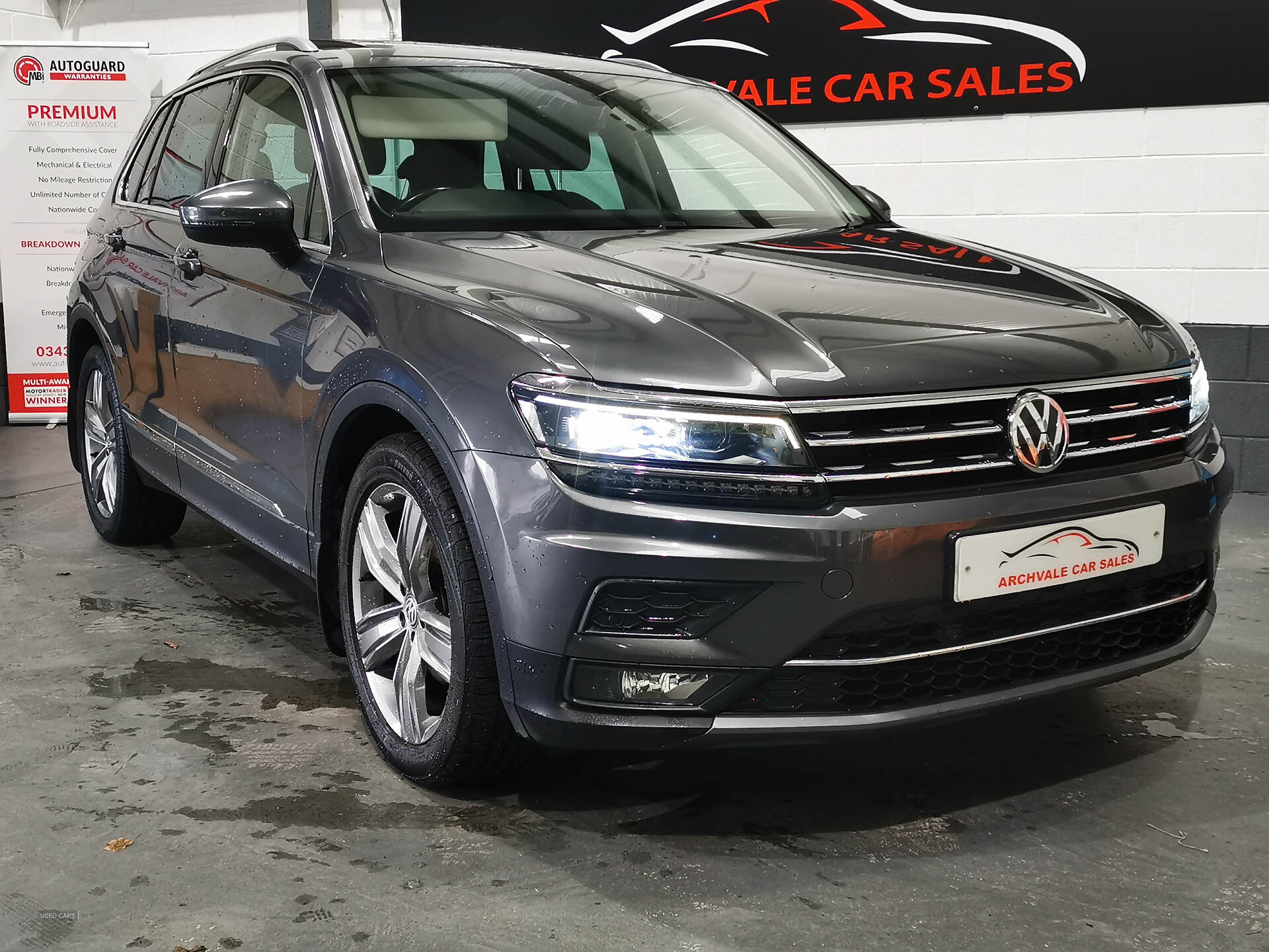 Volkswagen Tiguan DIESEL ESTATE in Down