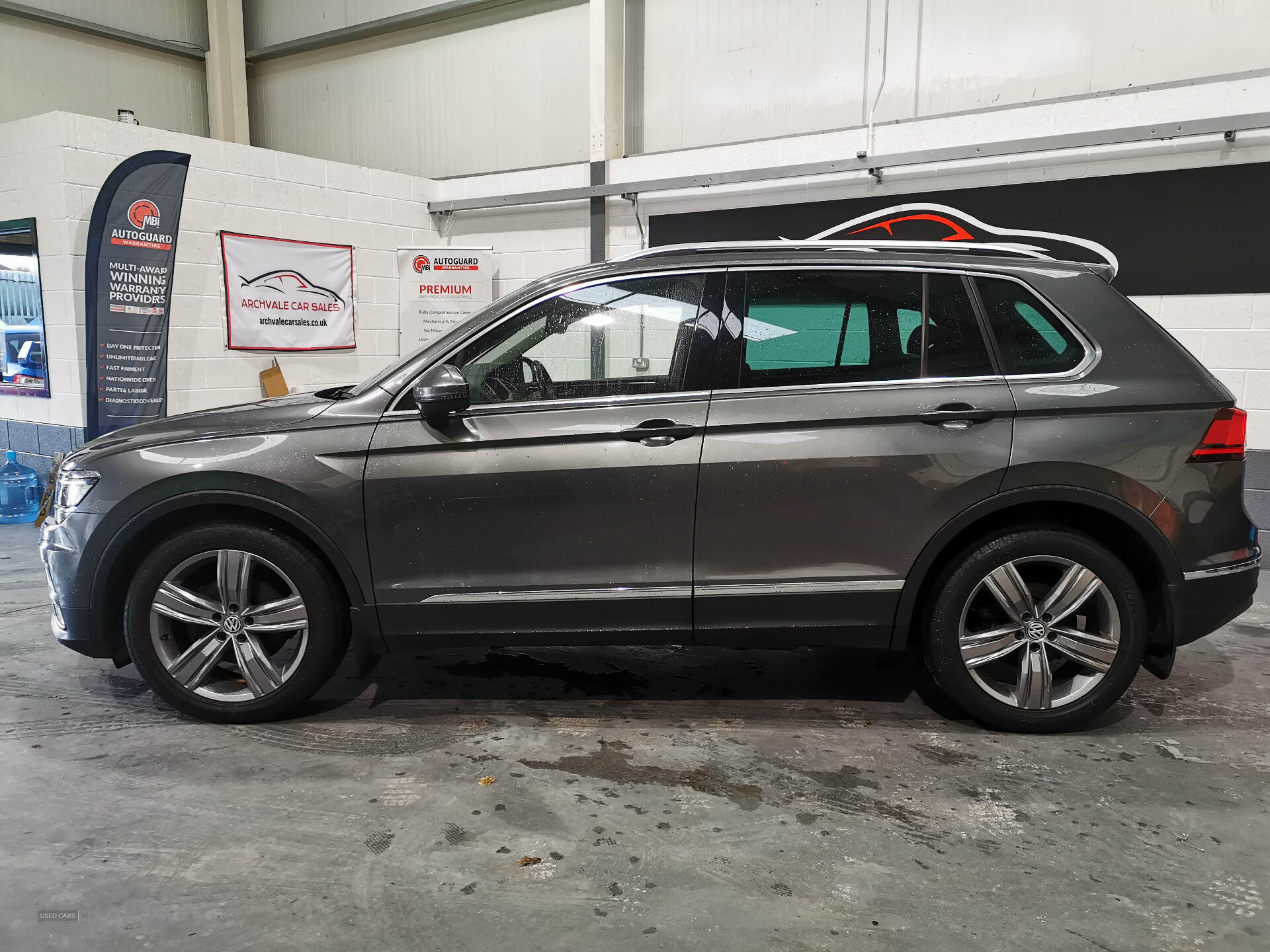 Volkswagen Tiguan DIESEL ESTATE in Down