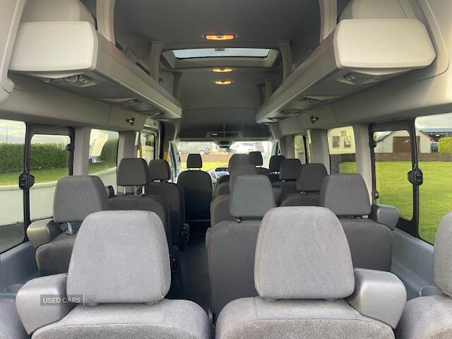 Ford Transit 460 L4 MINIBUS DIESEL RWD in Tyrone