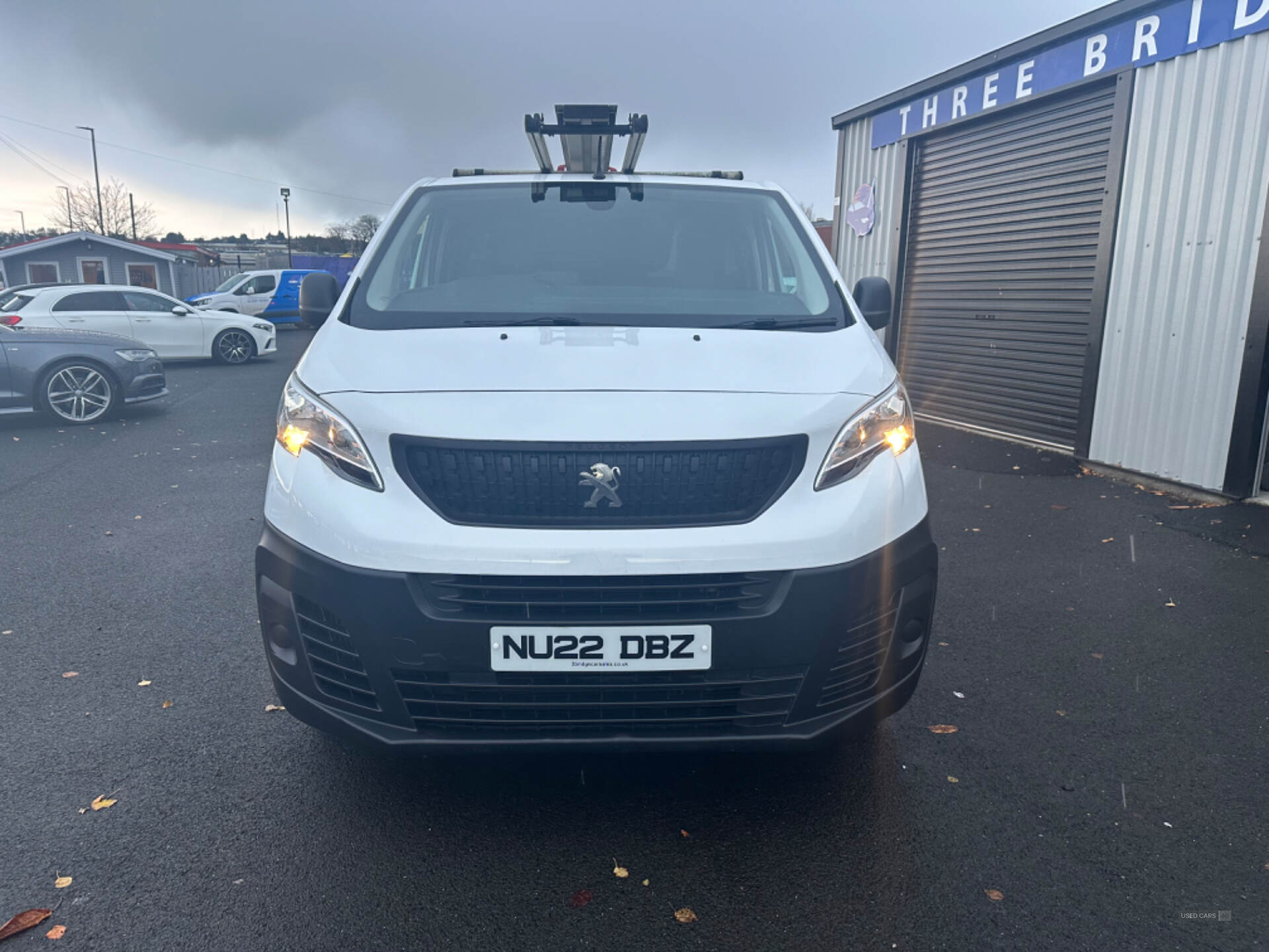 Mar 2022 Peugeot Expert 1400 2.0 BlueHDi 145 Professional Premium Van