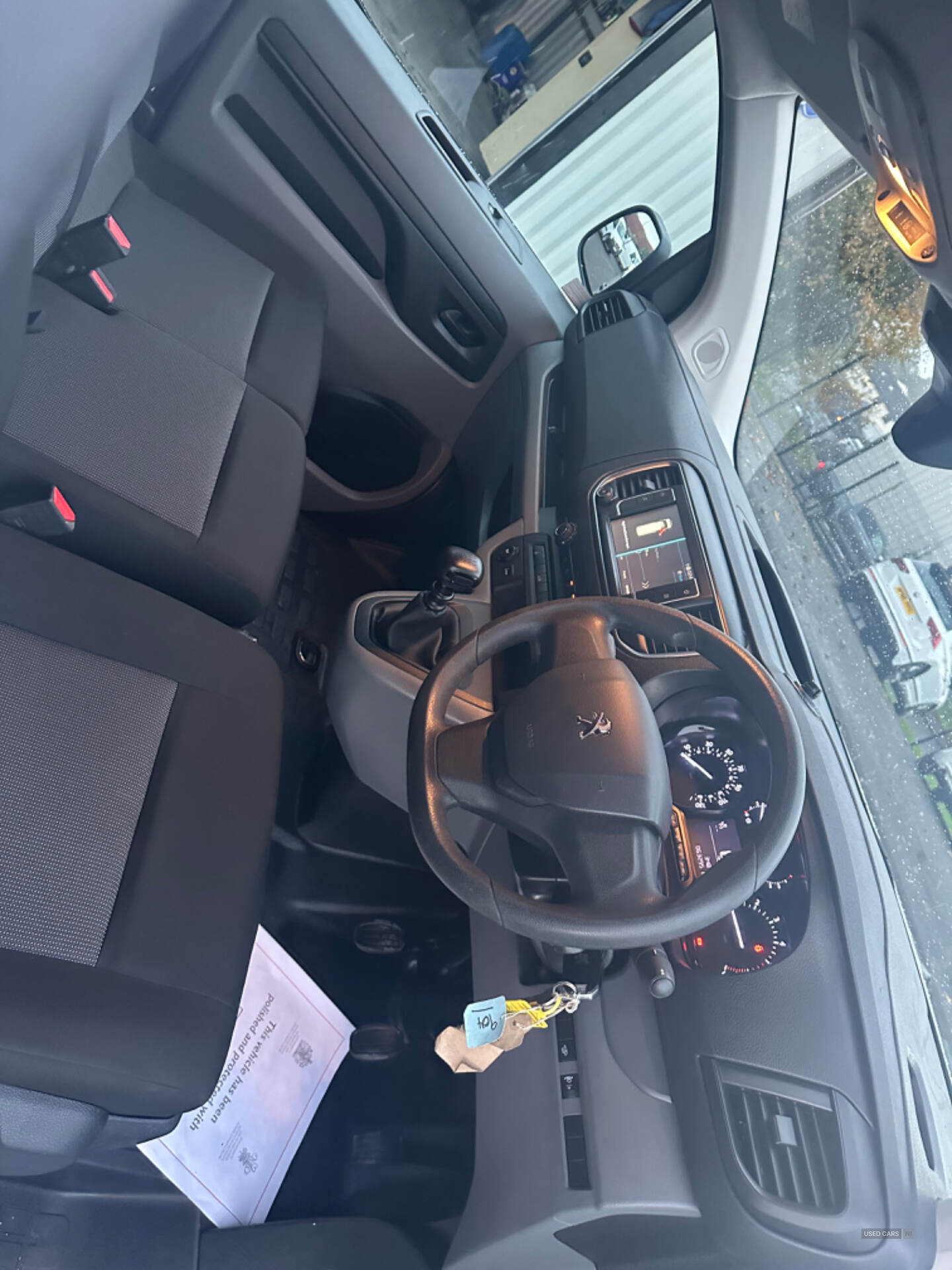 Mar 2022 Peugeot Expert 1400 2.0 BlueHDi 145 Professional Premium Van