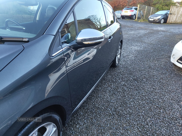 Peugeot 208 HATCHBACK in Antrim