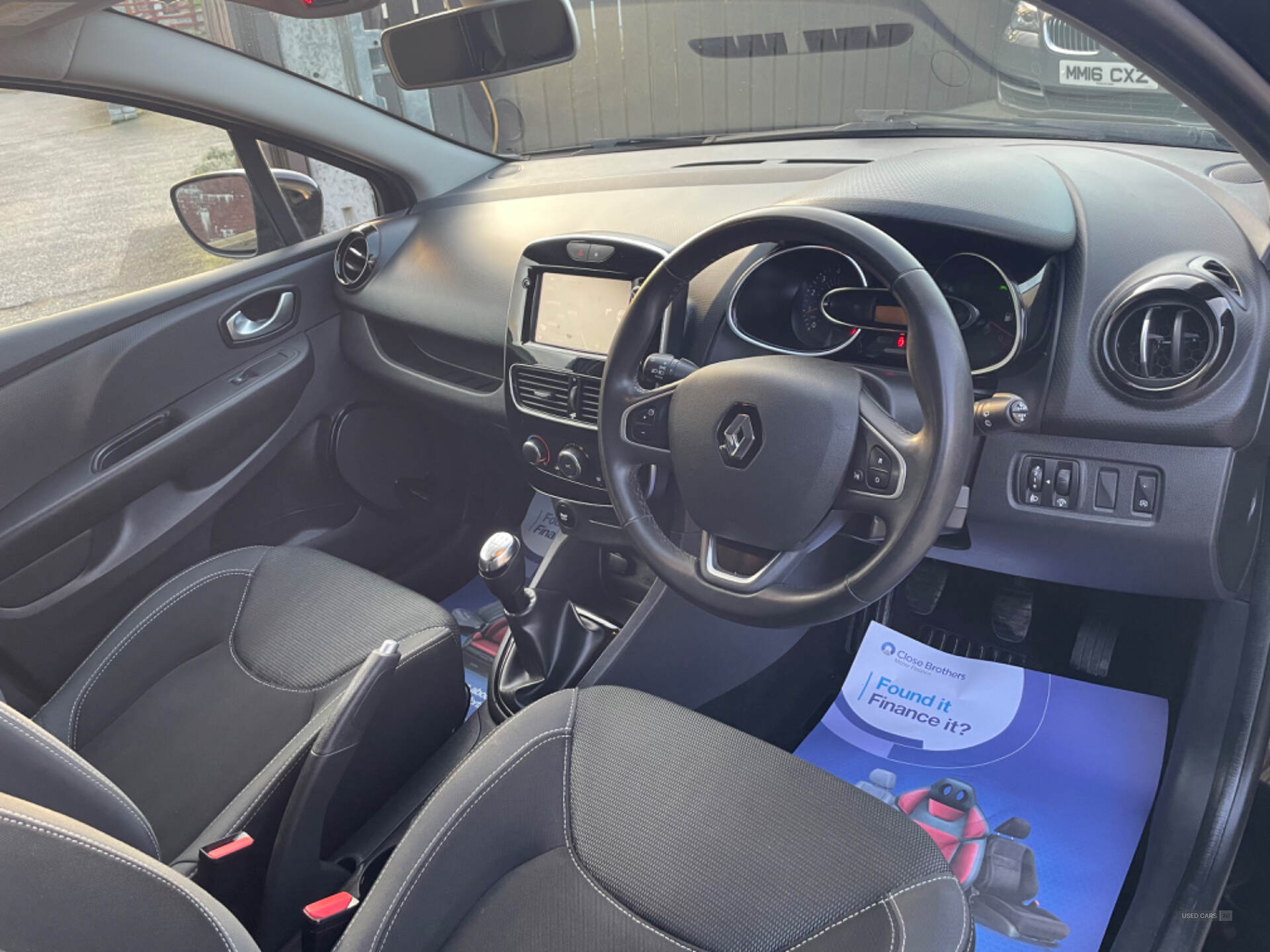 Jun 2017 Renault Clio 1.5 dCi 90 Dynamique Nav 5dr