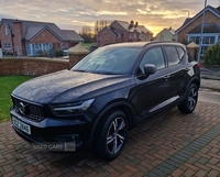 Volvo XC40 2.0 D3 R DESIGN 5dr in Antrim