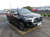 Toyota Hilux 2.4 D-4D Invincible 4WD Euro 6 (s/s) 4dr in Tyrone