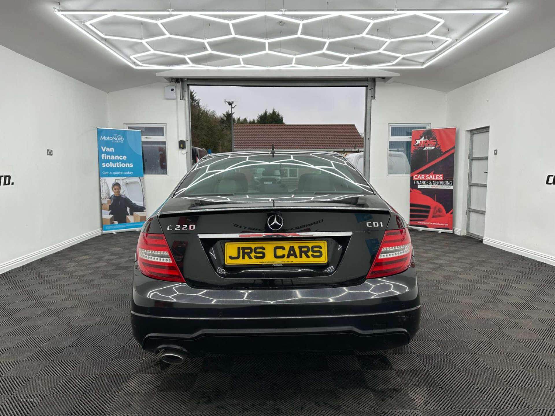 Aug 2013 Mercedes-Benz C-Class C220 CDI BlueEFFICIENCY AMG Sport Plus 4dr Auto
