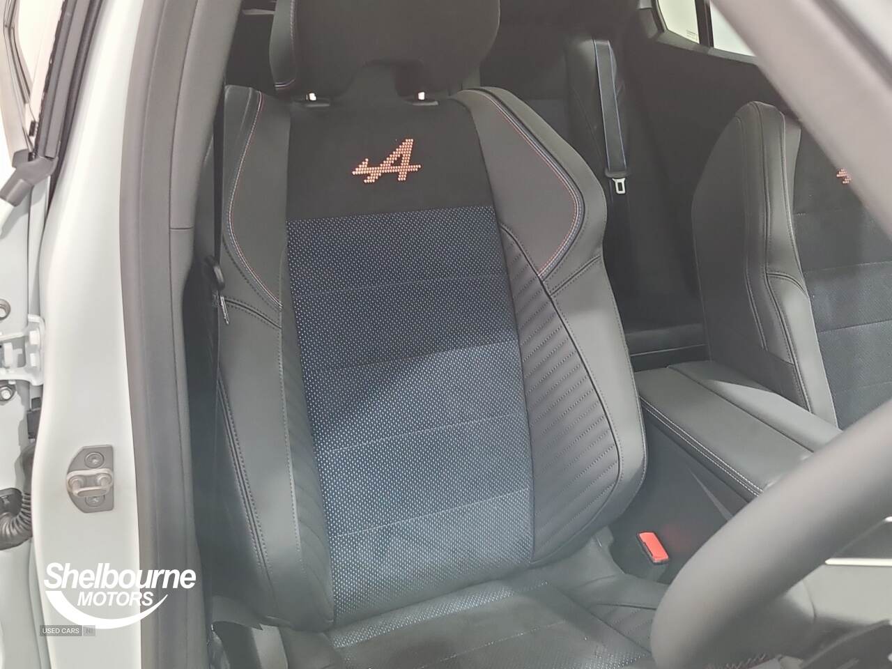 2025 Renault Rafale E-Tech PHEV Atelier Alpine AWD 5dr Auto