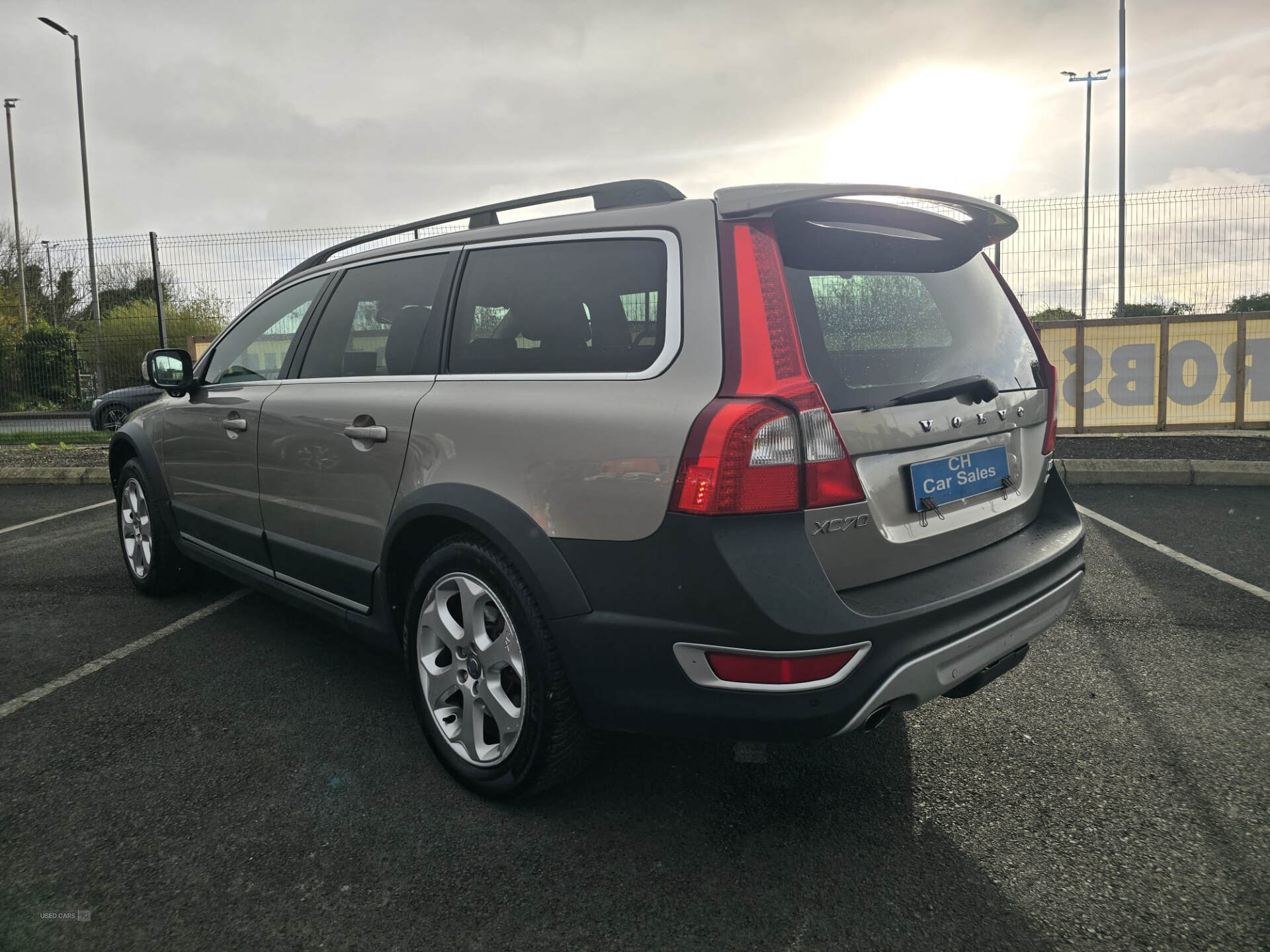 Volvo XC70 DIESEL ESTATE in Down