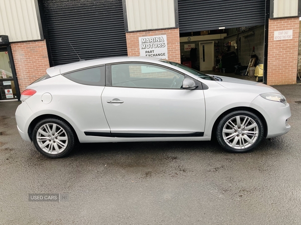 Renault Megane COUPE in Antrim