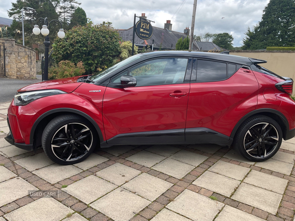Toyota C-HR HATCHBACK in Down