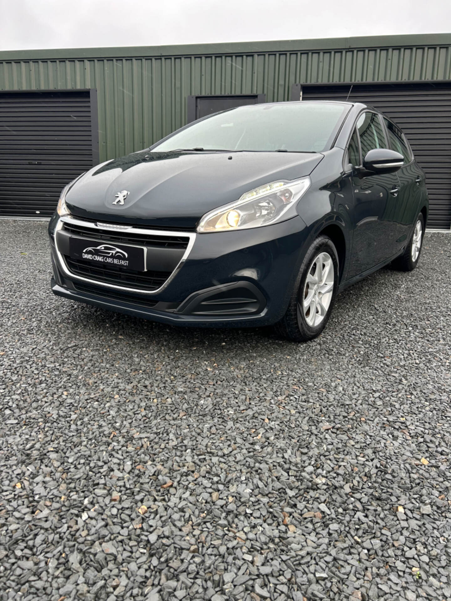 Peugeot 208 HATCHBACK in Down