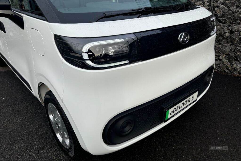 Feb 2021 Maxus eDeliver 5 Deliver 5 64kWh L2H1