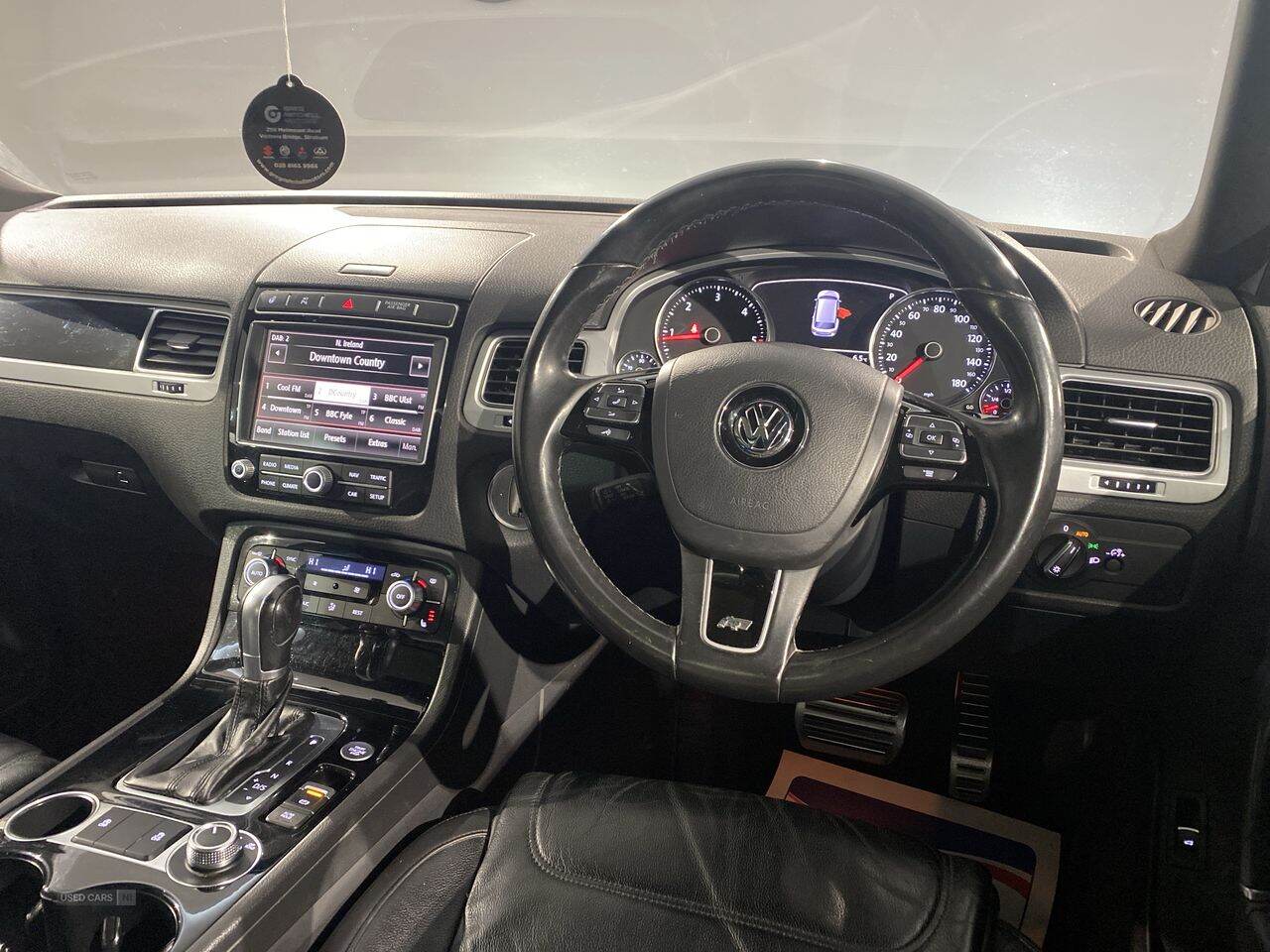 Oct 2017 Volkswagen Touareg 3.0 V6 TDI BMT 262 R-Line Plus 5dr Tip Auto