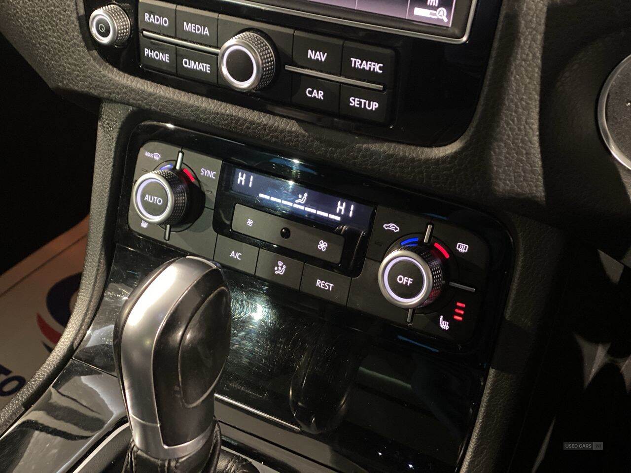 Oct 2017 Volkswagen Touareg 3.0 V6 TDI BMT 262 R-Line Plus 5dr Tip Auto