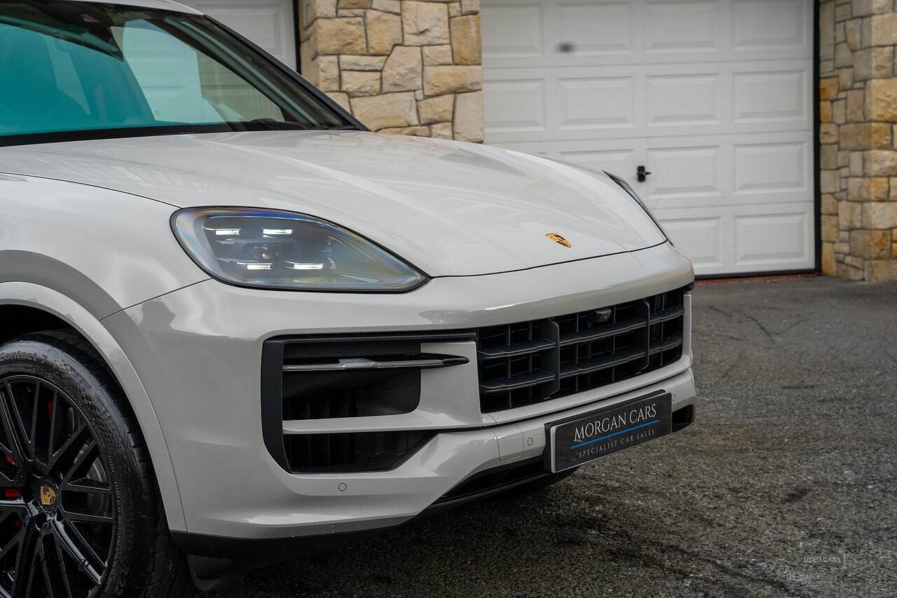 Mar 2024 Porsche Cayenne S 5dr Tiptronic S