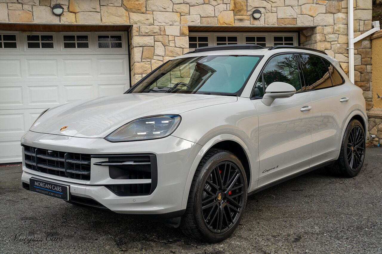 Mar 2024 Porsche Cayenne S 5dr Tiptronic S